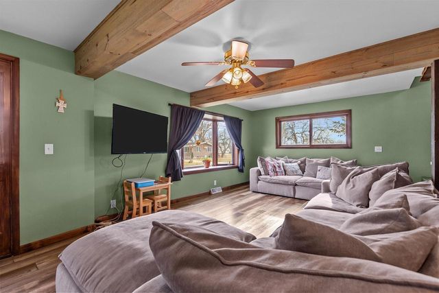 433 SPRUCE STREET, Omro, WI 54963