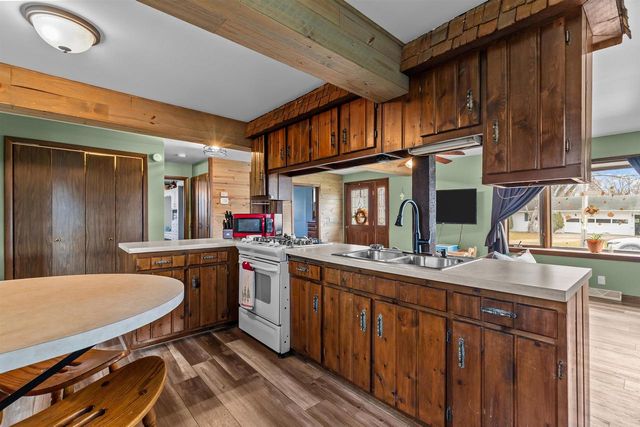 433 SPRUCE STREET, Omro, WI 54963