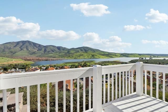 9863 Avenida Colino, Spring Valley, CA 91977