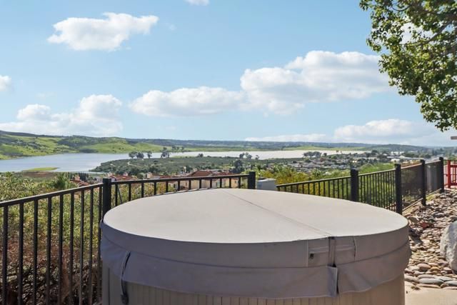 9863 Avenida Colino, Spring Valley, CA 91977