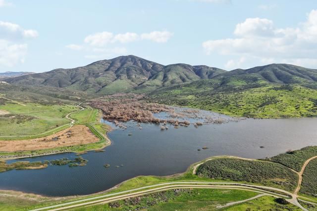 9863 Avenida Colino, Spring Valley, CA 91977