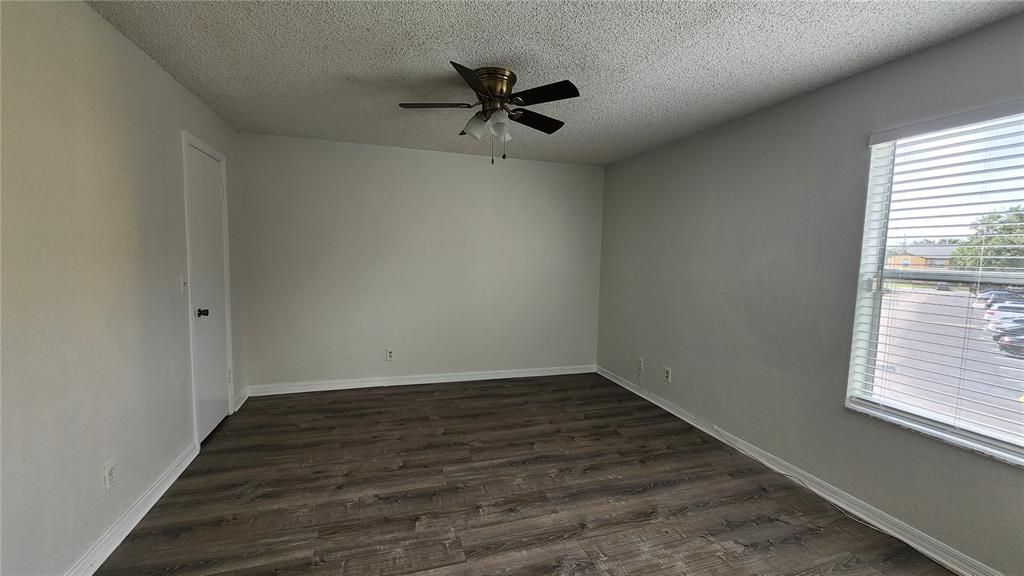 Image 10 of property listing at 4630 COMMANDER DRIVE 1028, Orlando, FL 32822