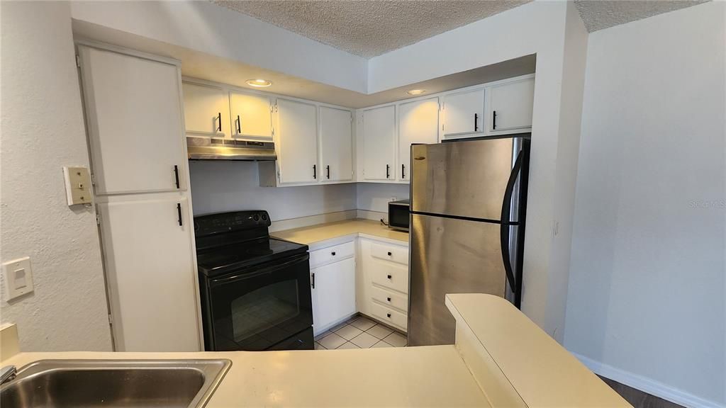 Image 15 of property listing at 4630 COMMANDER DRIVE 1028, Orlando, FL 32822