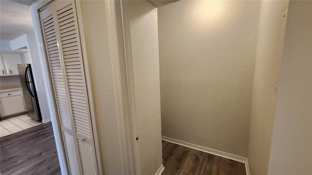 Image 17 of property listing at 4630 COMMANDER DRIVE 1028, Orlando, FL 32822