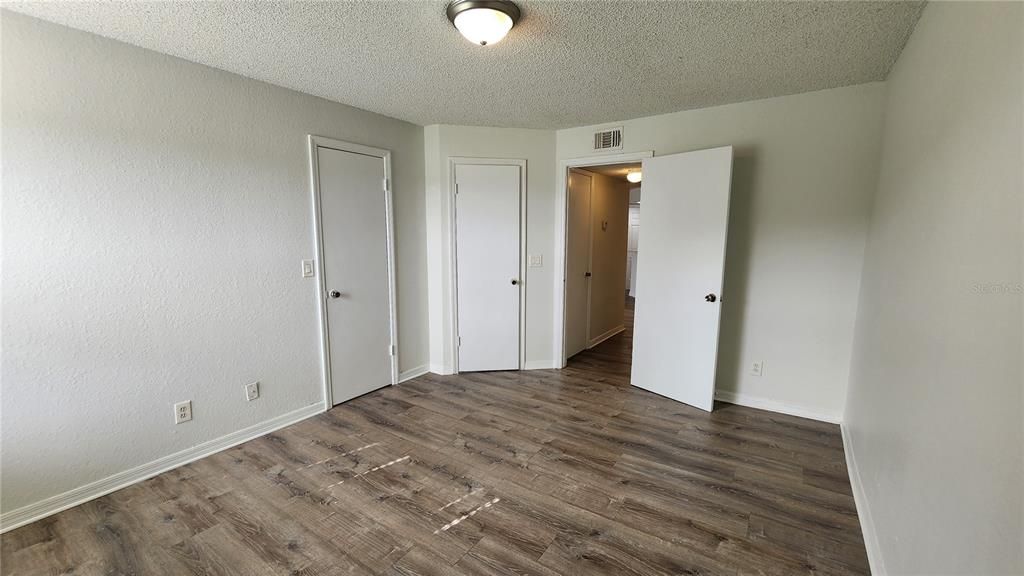 Image 21 of property listing at 4630 COMMANDER DRIVE 1028, Orlando, FL 32822