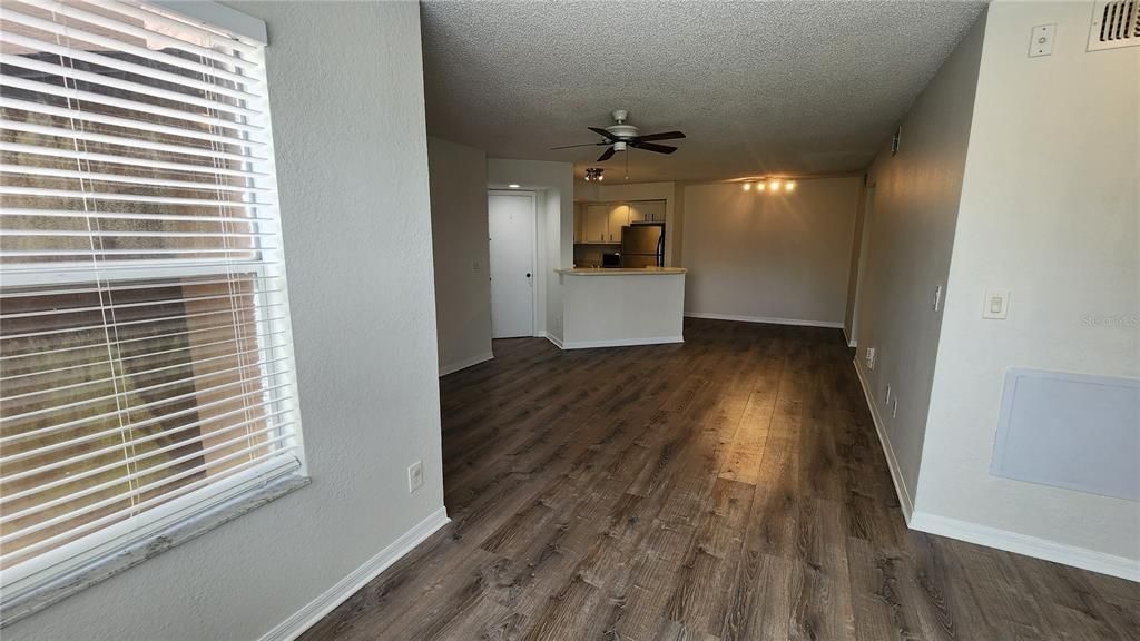 Image 5 of property listing at 4630 COMMANDER DRIVE 1028, Orlando, FL 32822