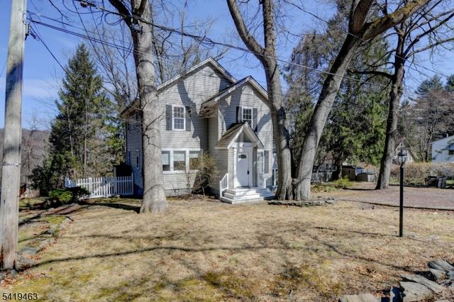 10 Toye St, Randolph Twp., NJ 07869