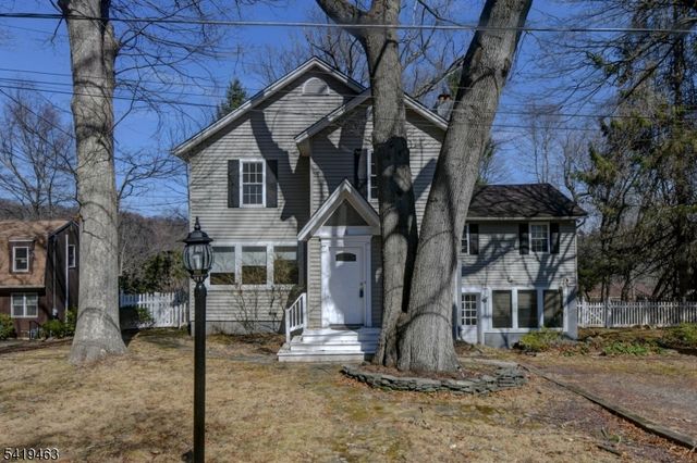 10 Toye St, Randolph Twp., NJ 07869