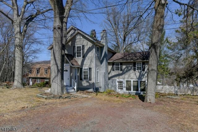 10 Toye St, Randolph Twp., NJ 07869