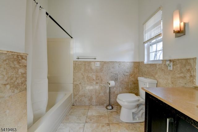 10 Toye St, Randolph Twp., NJ 07869