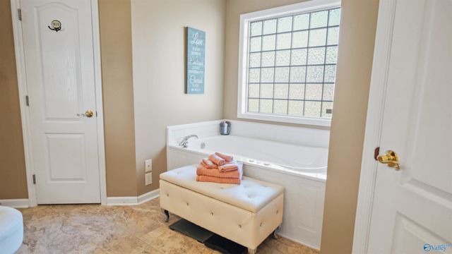 115 Hidden Creek Drive, Trinity, AL 35673