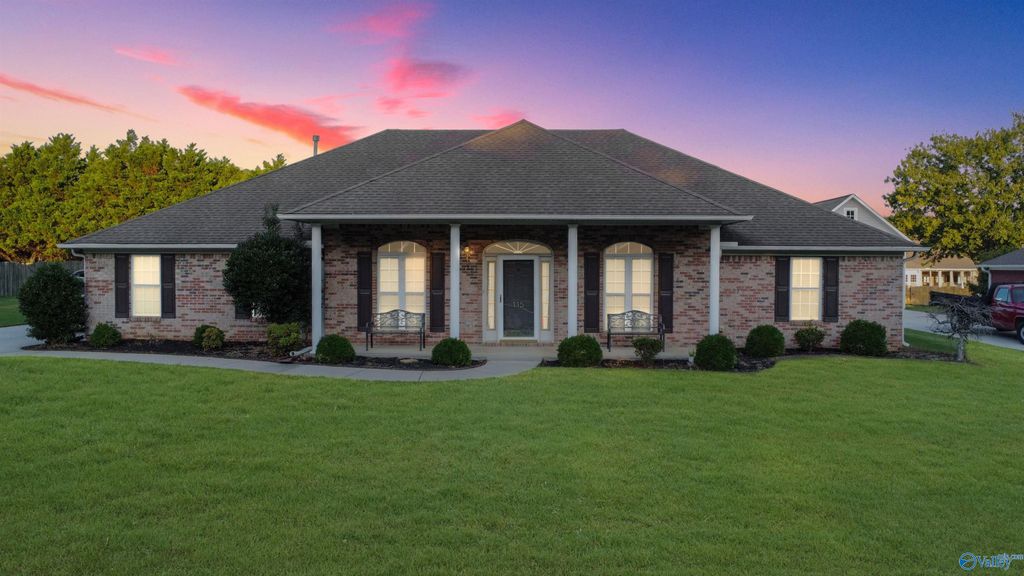 115 Hidden Creek Drive, Trinity, AL 35673