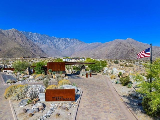 2085 Desert Flower Court, Palm Springs, CA 92262