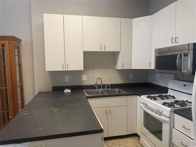 3444 Chippewa Street, St Louis, MO 63118