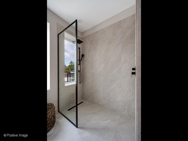 1235 N ASHLAND Avenue 302, Chicago, IL 60622