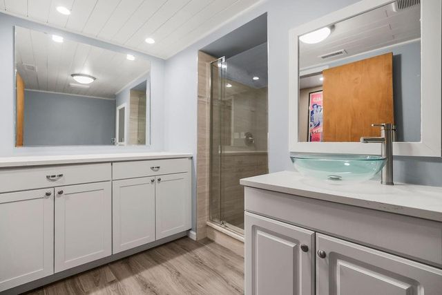 6648 Cleveland Avenue, Kansas City, KS 66104