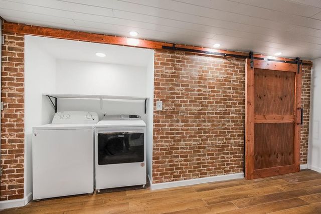 6648 Cleveland Avenue, Kansas City, KS 66104