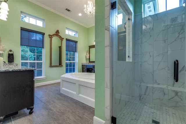 1619 Bloomfield Road, Valley View, TX 76272