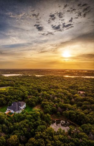 1619 Bloomfield Road, Valley View, TX 76272