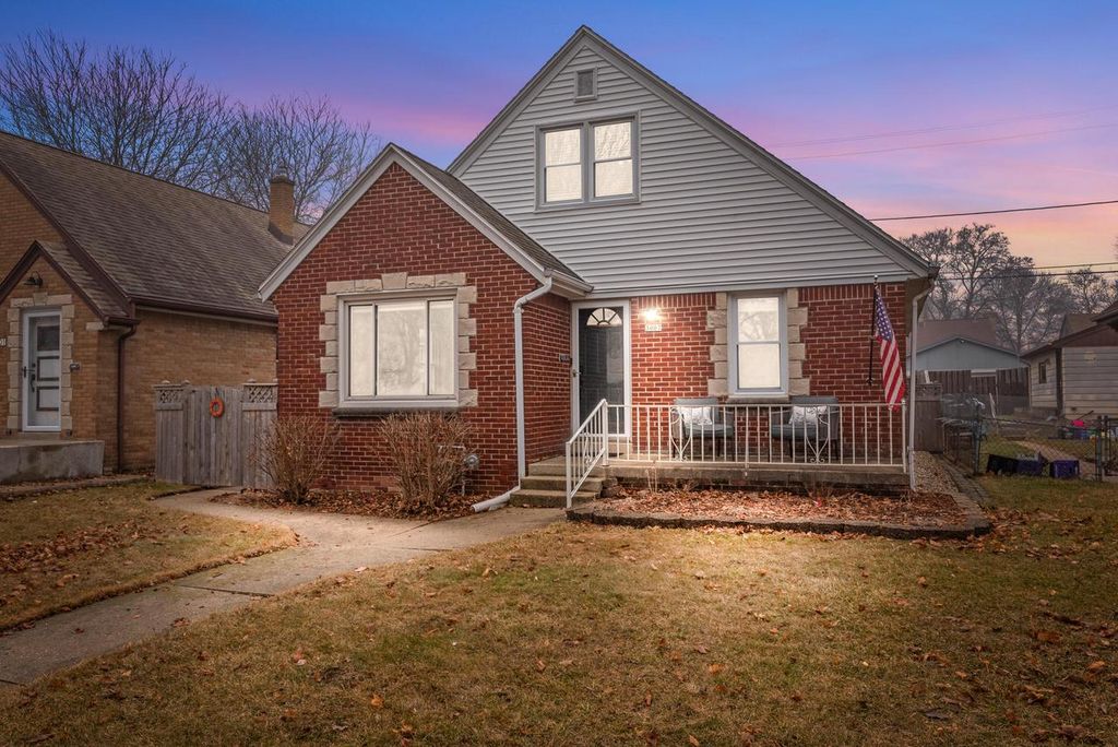 3007 N 87th STREET, Milwaukee, WI 53222