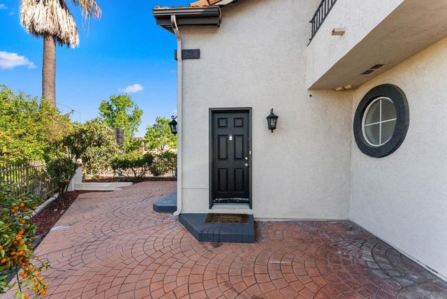 6497 99 Montezuma Rd, San Diego, CA 92115