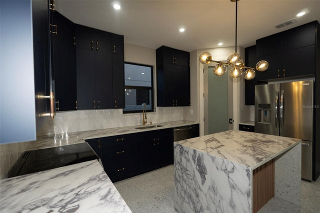 7621 AMHERST STREET, Tampa, FL 33625