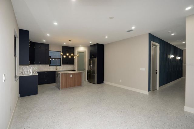 7621 AMHERST STREET, Tampa, FL 33625