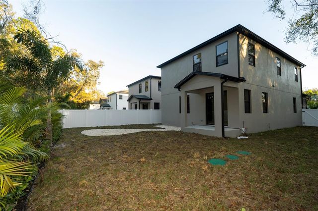 7621 AMHERST STREET, Tampa, FL 33625