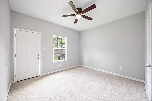 4507 White Rock Street B, Houston, TX 77051