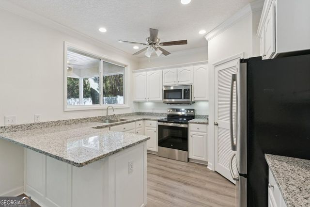 158 Cypress Run Drive, Brunswick, GA 31520