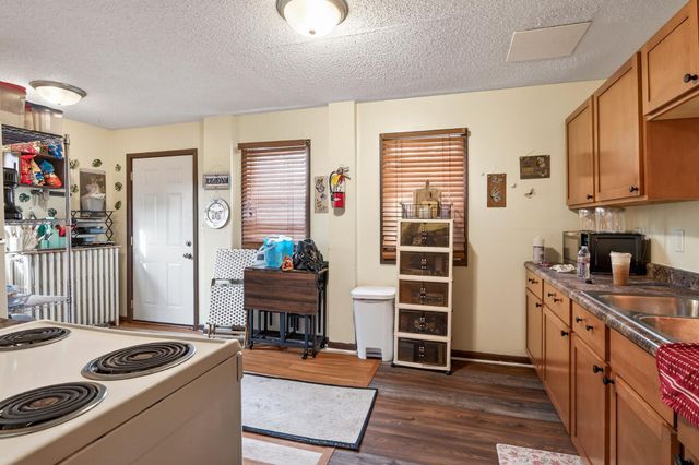 591 Payne Avenue, Saint Paul, MN 55130