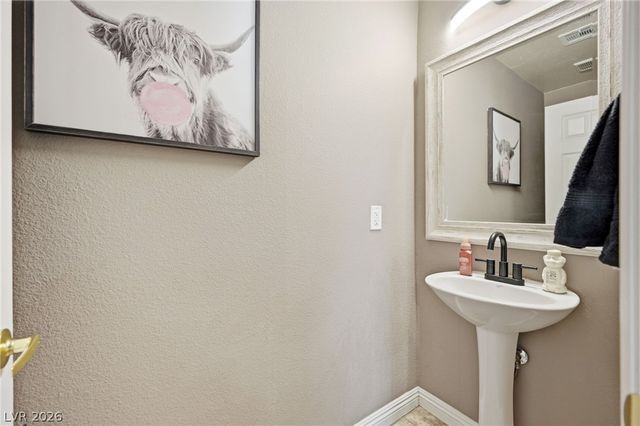 6053 Sea Cliff Cove Street, North Las Vegas, NV 89031