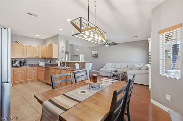 6053 Sea Cliff Cove Street, North Las Vegas, NV 89031