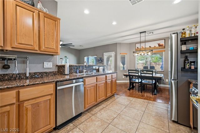 6053 Sea Cliff Cove Street, North Las Vegas, NV 89031