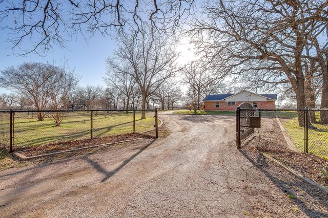 7149 County Road 1017, Joshua, TX 76058