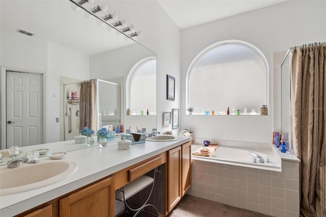 3463 CLEAR STREAM DRIVE, Orlando, FL 32822