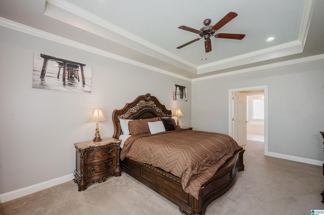 1015 WOODLANDS COVE, Hoover, AL 35080