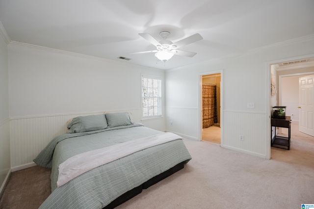 1015 WOODLANDS COVE, Hoover, AL 35080