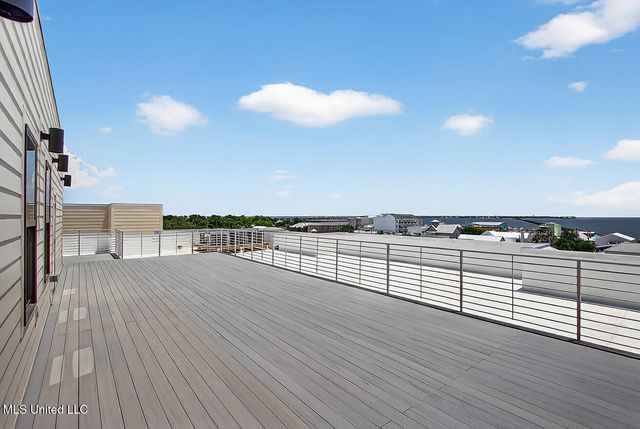 124 Court Street, 304, Bay Saint Louis, MS 39520