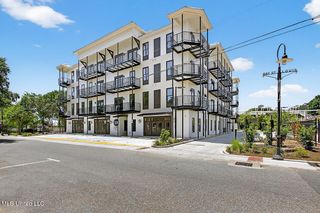 124 Court Street, 304, Bay Saint Louis, MS 39520