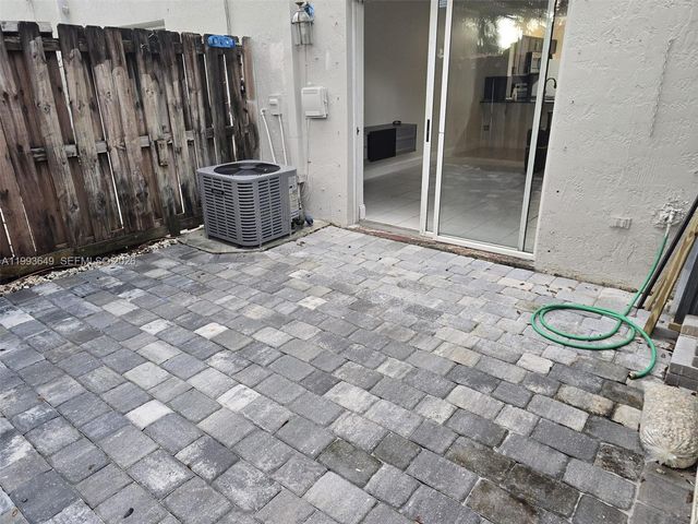 14272 SW 121st Place 9, Miami, FL 33186
