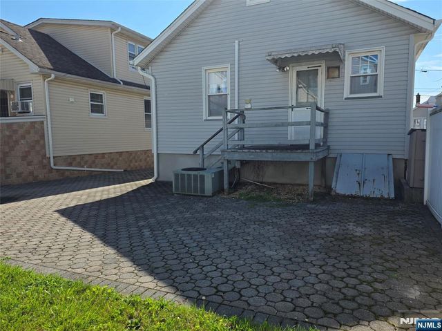 9 Hillside Place, North Arlington, NJ 07031