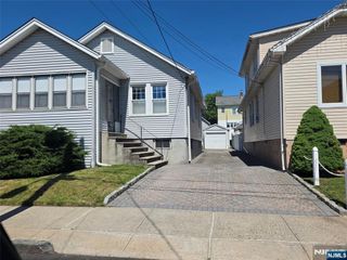 9 Hillside Place, North Arlington, NJ 07031