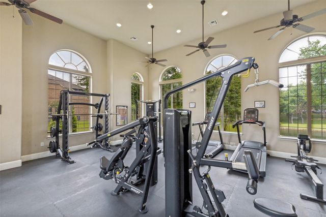 2921 Lindale Drive, Carrollton, TX 75010