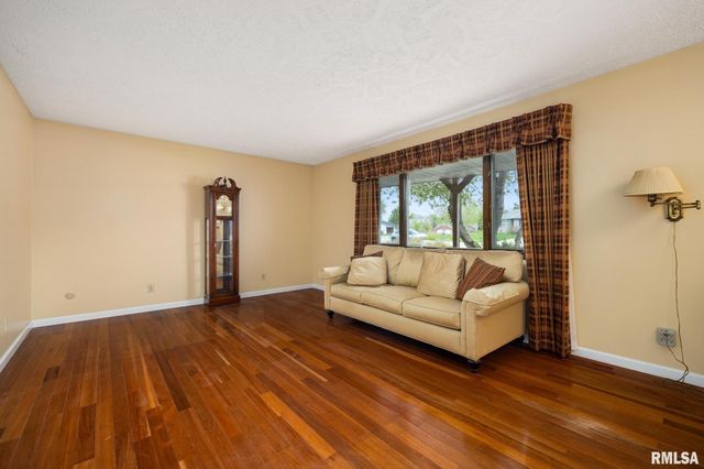9909 W BUCKHAVEN Court, Mapleton, IL 61547