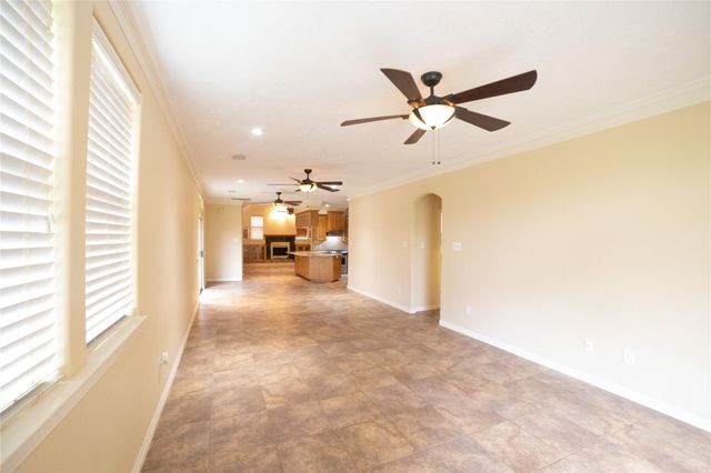 1107 Du Barry Lane, Houston, TX 77018