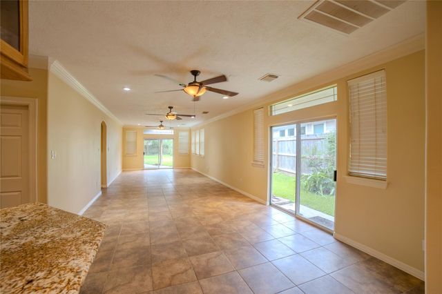 1107 Du Barry Lane, Houston, TX 77018