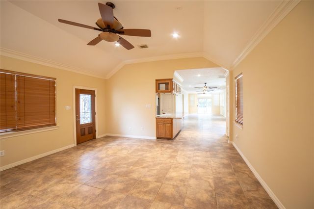 1107 Du Barry Lane, Houston, TX 77018
