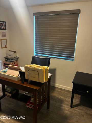248 N Melrose Avenue, Tucson, AZ 85745