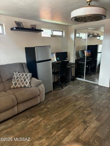 248 N Melrose Avenue, Tucson, AZ 85745